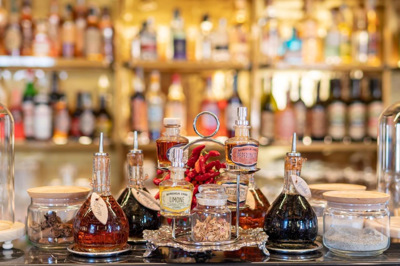 Ca'Di Dio-Small Luxury Hotel Venice Luaran gambar A selection of liqueurs