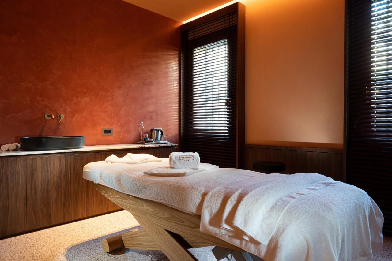 Ca'Di Dio-Small Luxury Hotel Venice Luaran gambar A massage bed